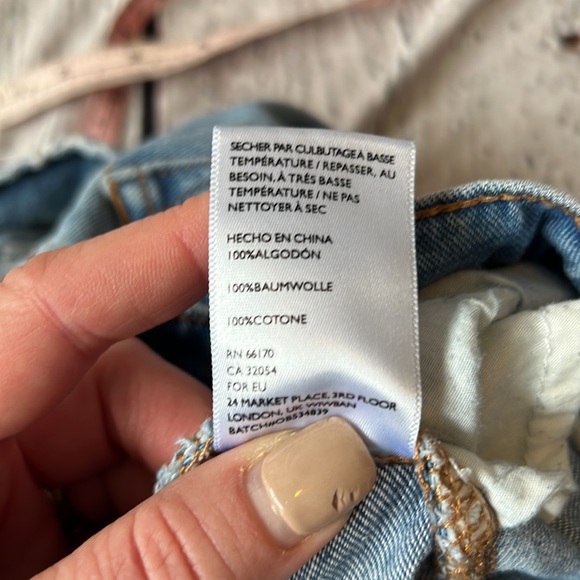 BDG Urban Outfitters high rise waist mom jean boyfriend cuffed distressed hole - Picture 11 of 11